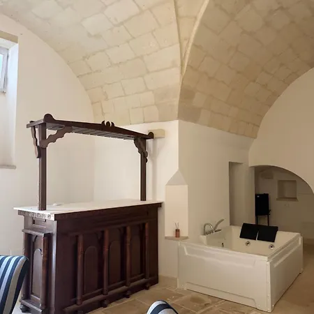 Petra Suite&pool 4* Uggiano La Chiesa